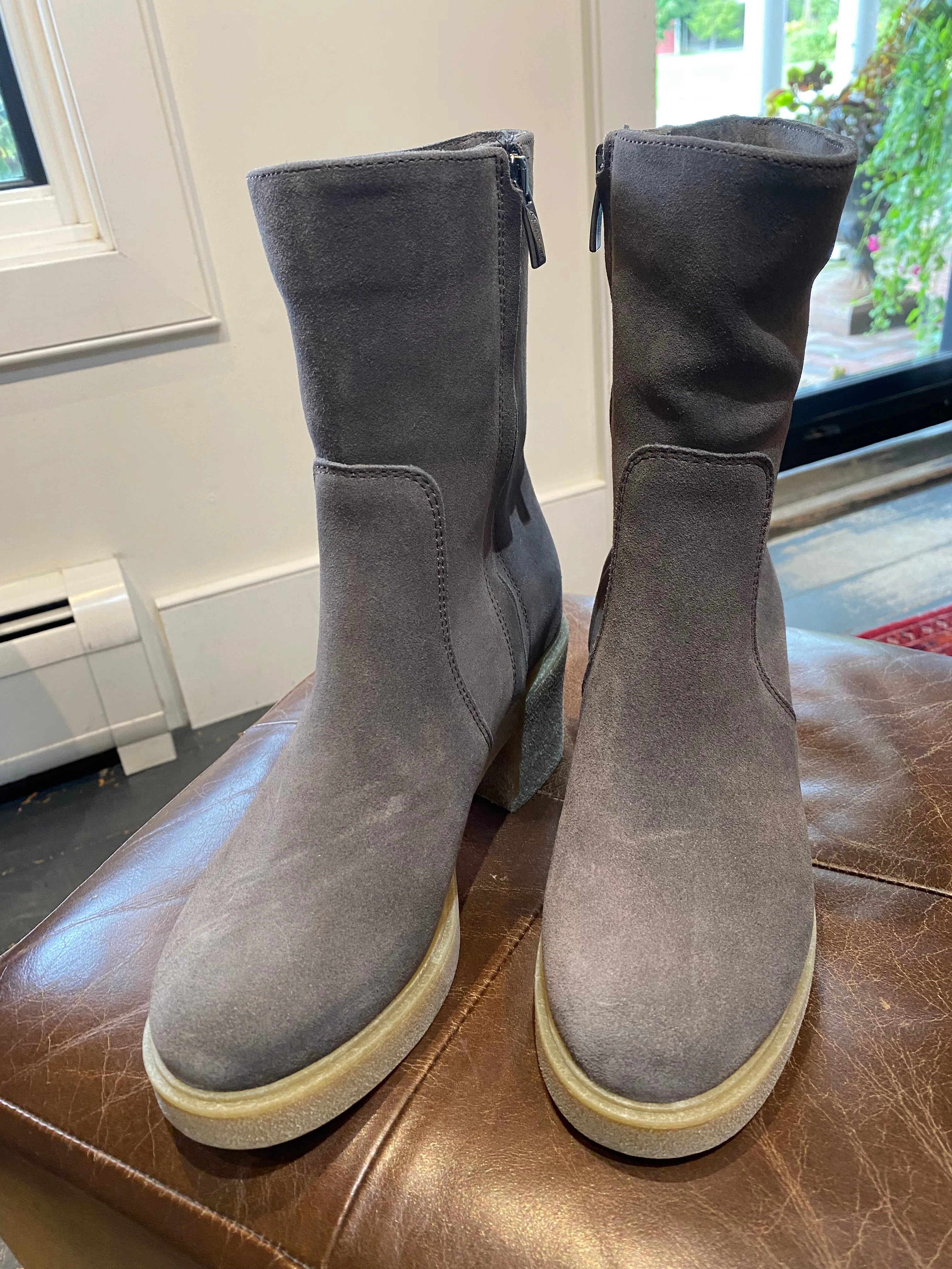 Zed Suede Bootie | Cement